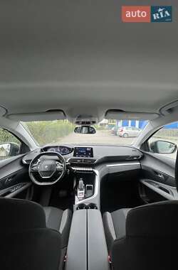 Внедорожник / Кроссовер Peugeot 3008 2020 в 