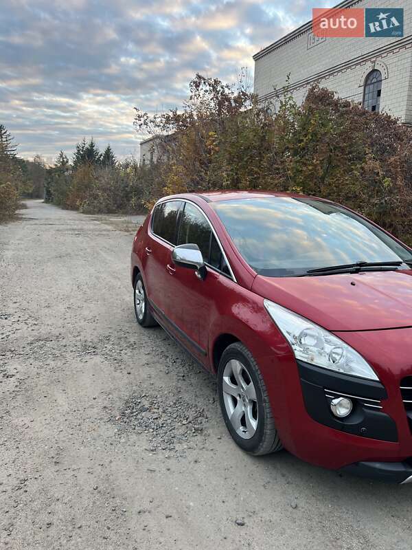 Внедорожник / Кроссовер Peugeot 3008 2010 в Джурине фото 2 Внедорожник / Кроссовер Peugeot 3008 2010 в Джурине