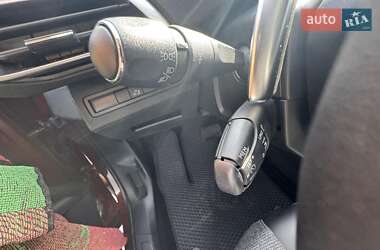 Внедорожник / Кроссовер Peugeot 3008 2018 в 