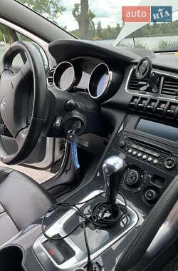 Внедорожник / Кроссовер Peugeot 3008 2011 в 