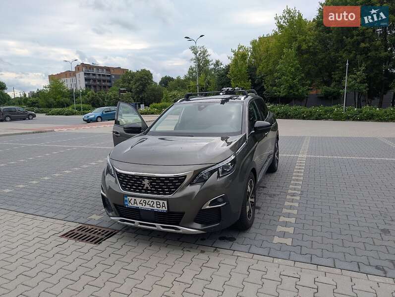 Внедорожник / Кроссовер Peugeot 3008 2020 в 