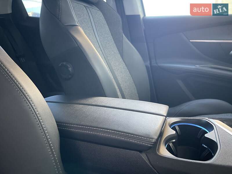 Внедорожник / Кроссовер Peugeot 3008 2020 в Тернополе фото 63 Внедорожник / Кроссовер Peugeot 3008 2020 в Тернополе