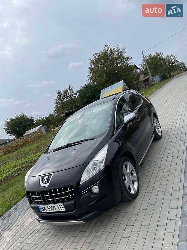 Позашляховик / Кросовер Peugeot 3008 2010 в Рівному