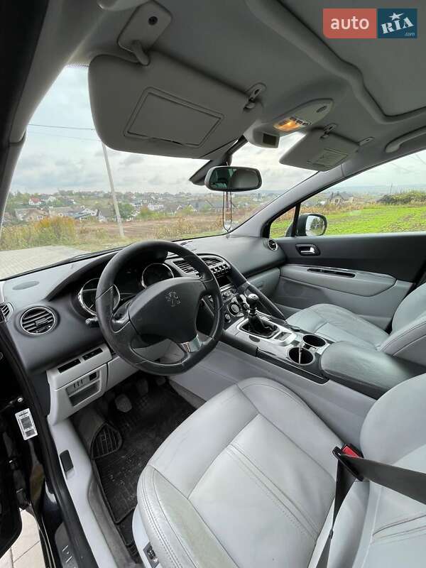 Позашляховик / Кросовер Peugeot 3008 2010 в Рівному