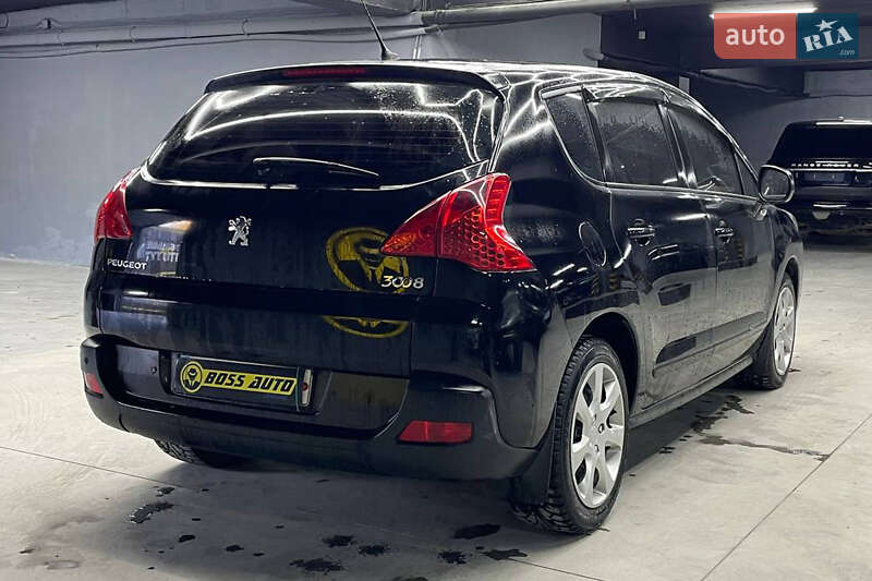 Внедорожник / Кроссовер Peugeot 3008 2011 в Черновцах