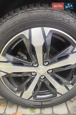 Внедорожник / Кроссовер Peugeot 3008 2020 в 