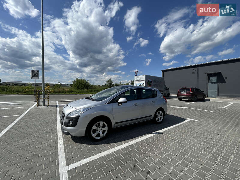 Внедорожник / Кроссовер Peugeot 3008 2011 в Ивано-Франковске