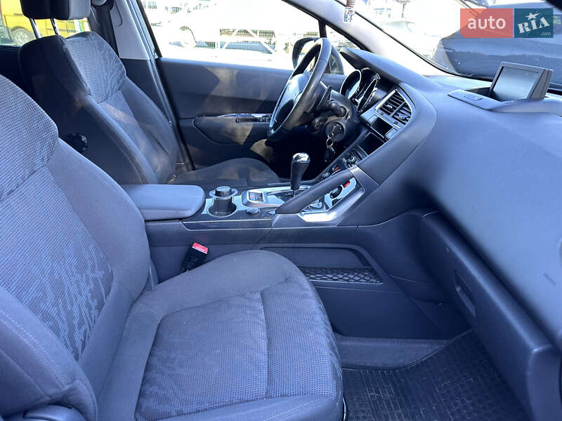 Внедорожник / Кроссовер Peugeot 3008 2013 в Львове фото 23 Внедорожник / Кроссовер Peugeot 3008 2013 в Львове