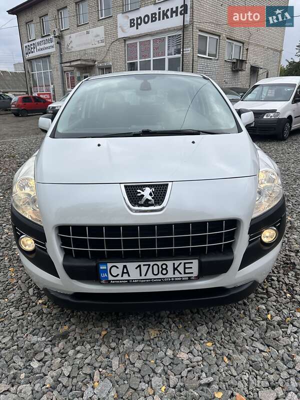Внедорожник / Кроссовер Peugeot 3008 2010 в Смеле фото 3 Внедорожник / Кроссовер Peugeot 3008 2010 в Смеле
