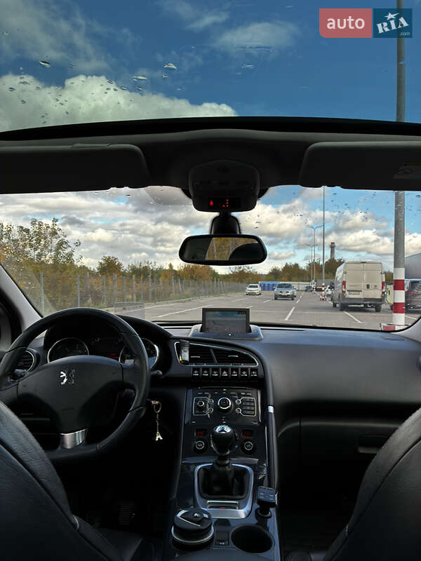 Позашляховик / Кросовер Peugeot 3008 2010 в Дубні