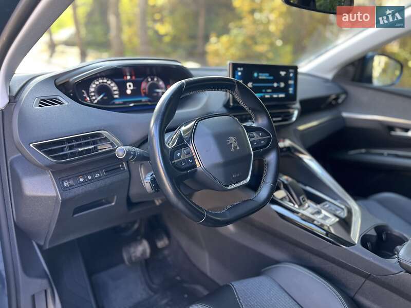 Позашляховик / Кросовер Peugeot 3008 2021 в Львові