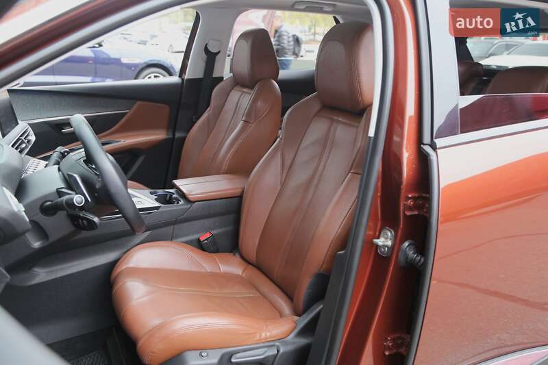 Внедорожник / Кроссовер Peugeot 3008 2016 в Киеве