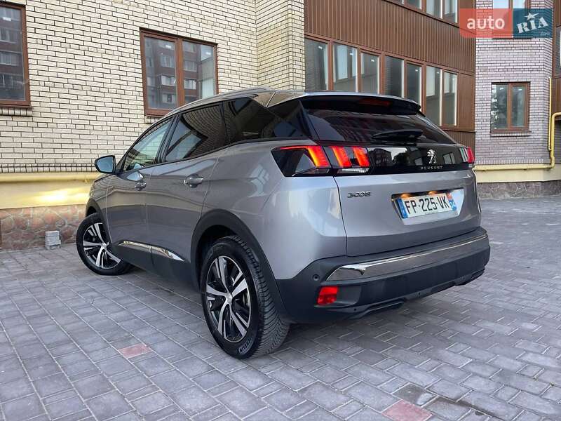 Внедорожник / Кроссовер Peugeot 3008 2020 в Киеве