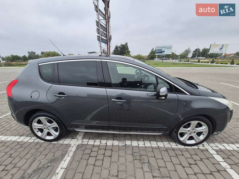 Позашляховик / Кросовер Peugeot 3008 2013 в Львові фото 13 Позашляховик / Кросовер Peugeot 3008 2013 в Львові