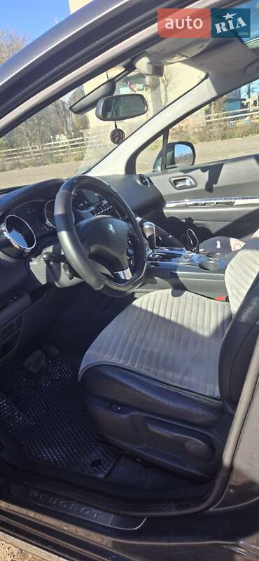 Внедорожник / Кроссовер Peugeot 3008 2010 в Коростене фото 5 Внедорожник / Кроссовер Peugeot 3008 2010 в Коростене