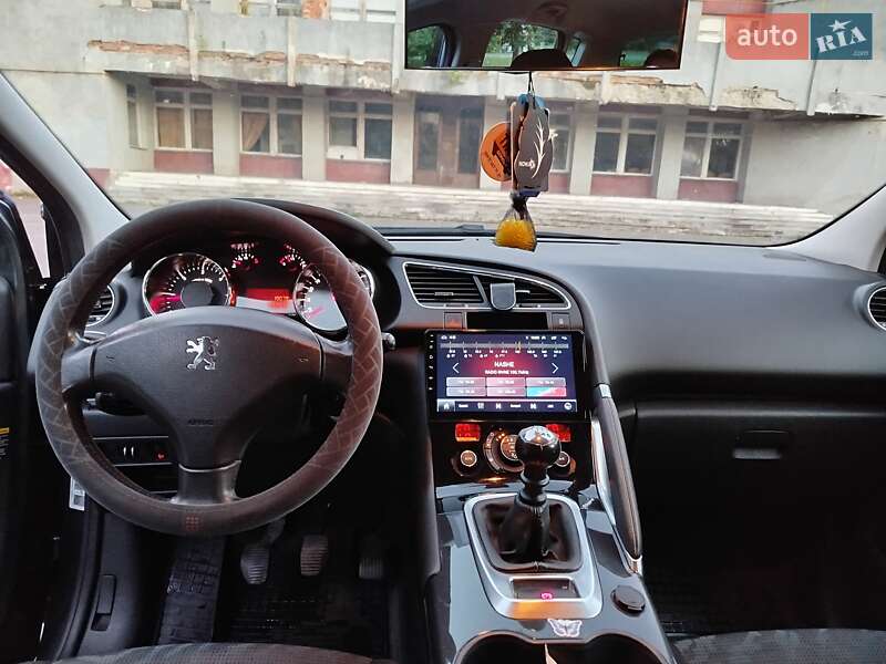 Внедорожник / Кроссовер Peugeot 3008 2010 в Ровно