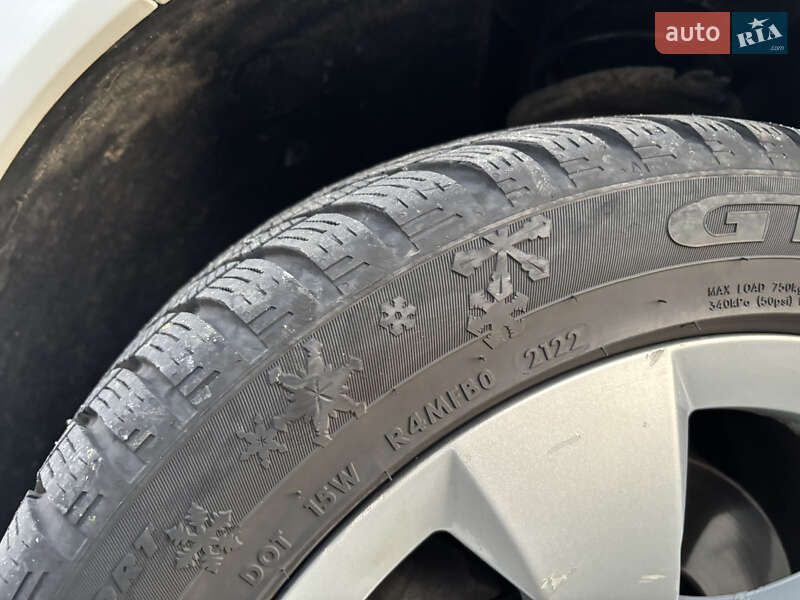 Позашляховик / Кросовер Peugeot 3008 2010 в Черкасах