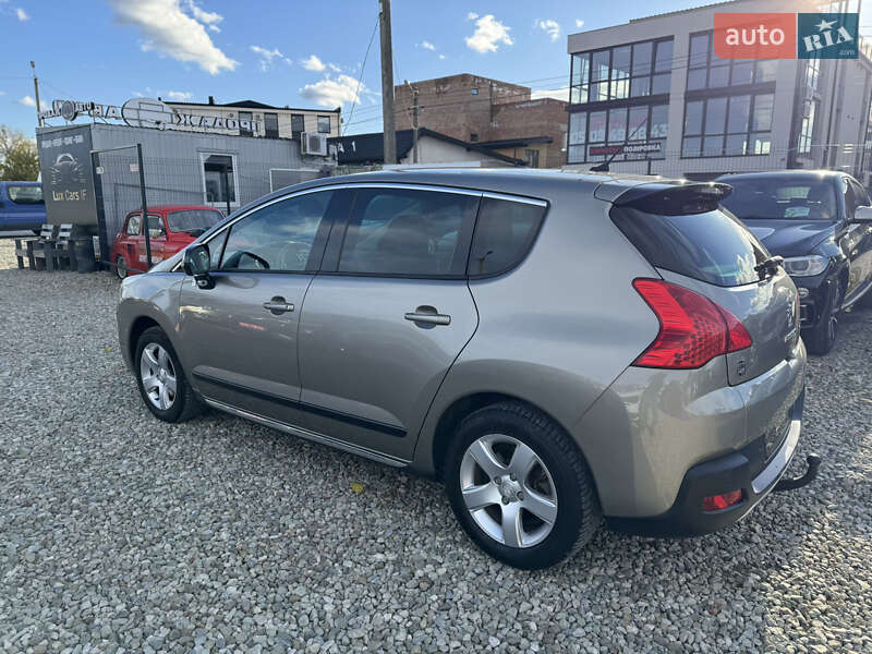 Внедорожник / Кроссовер Peugeot 3008 2013 в Ивано-Франковске