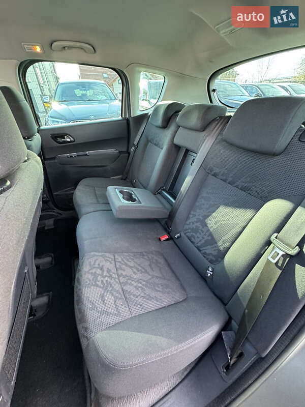 Внедорожник / Кроссовер Peugeot 3008 2013 в Ивано-Франковске