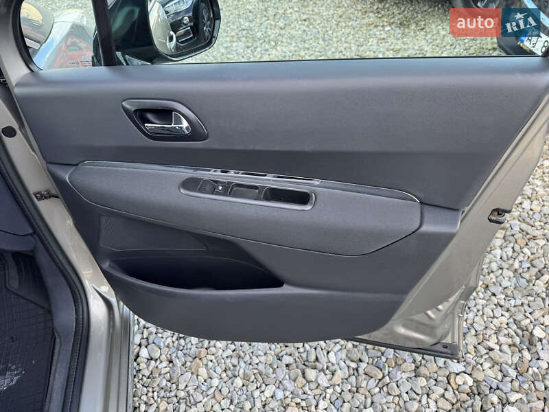 Внедорожник / Кроссовер Peugeot 3008 2013 в Ивано-Франковске