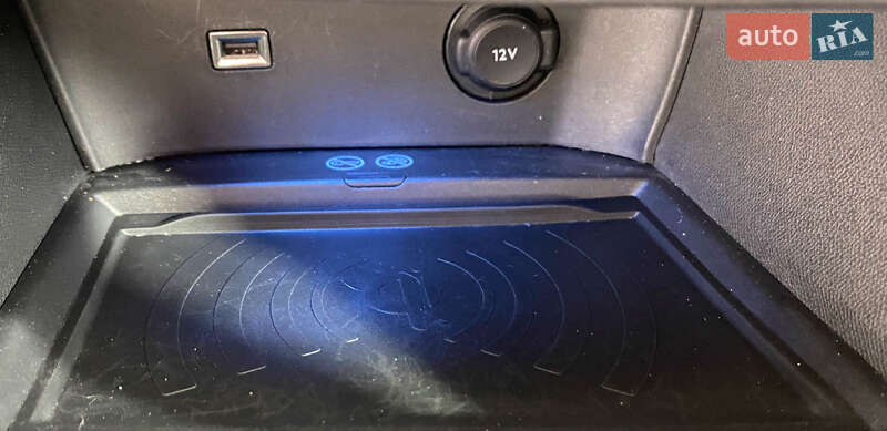 Позашляховик / Кросовер Peugeot 3008 2020 в Львові