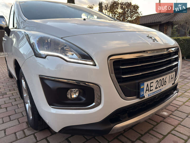 Внедорожник / Кроссовер Peugeot 3008 2015 в Ивано-Франковске