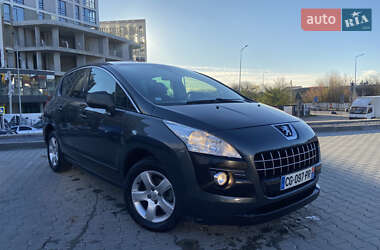 Позашляховик / Кросовер Peugeot 3008 2012 в Львові