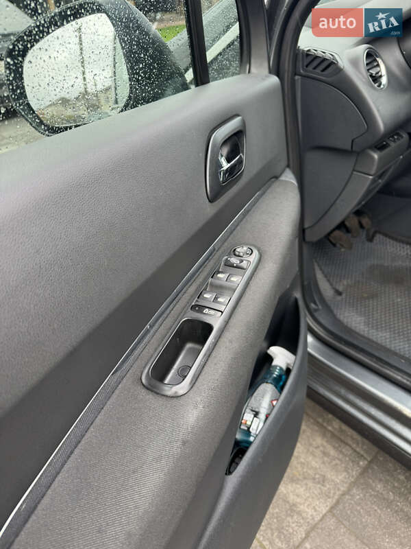 Позашляховик / Кросовер Peugeot 3008 2009 в Львові