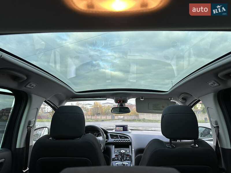 Позашляховик / Кросовер Peugeot 3008 2011 в Луцьку