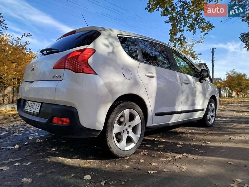Внедорожник / Кроссовер Peugeot 3008 2011 в Черкассах фото 2 Внедорожник / Кроссовер Peugeot 3008 2011 в Черкассах