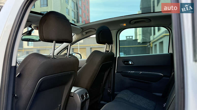 Внедорожник / Кроссовер Peugeot 3008 2010 в Ивано-Франковске