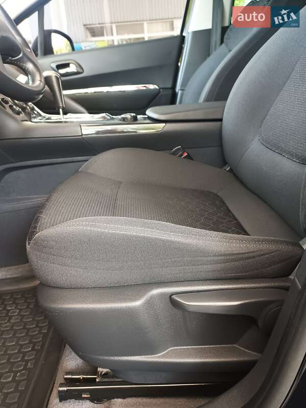 Внедорожник / Кроссовер Peugeot 3008 2014 в Житомире фото 36 Внедорожник / Кроссовер Peugeot 3008 2014 в Житомире