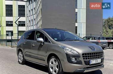 Позашляховик / Кросовер Peugeot 3008 2010 в Івано-Франківську