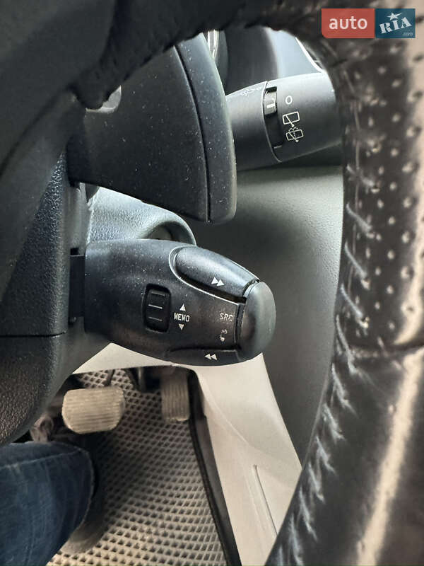 Позашляховик / Кросовер Peugeot 3008 2014 в Виноградові