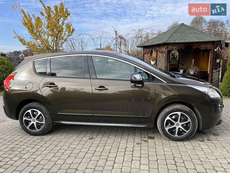 Внедорожник / Кроссовер Peugeot 3008 2010 в Шацке