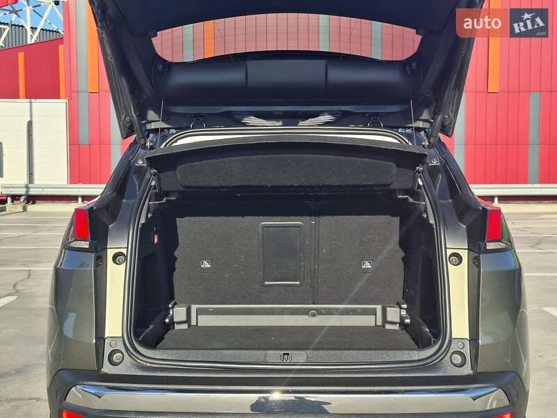 Позашляховик / Кросовер Peugeot 3008 2020 в Києві