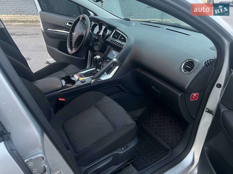 Внедорожник / Кроссовер Peugeot 3008 2011 в Харькове