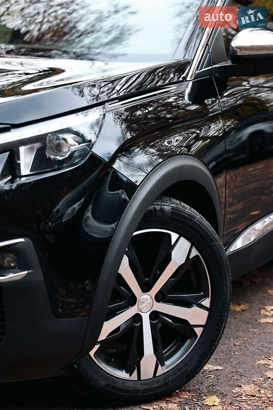 Позашляховик / Кросовер Peugeot 3008 2017 в Львові