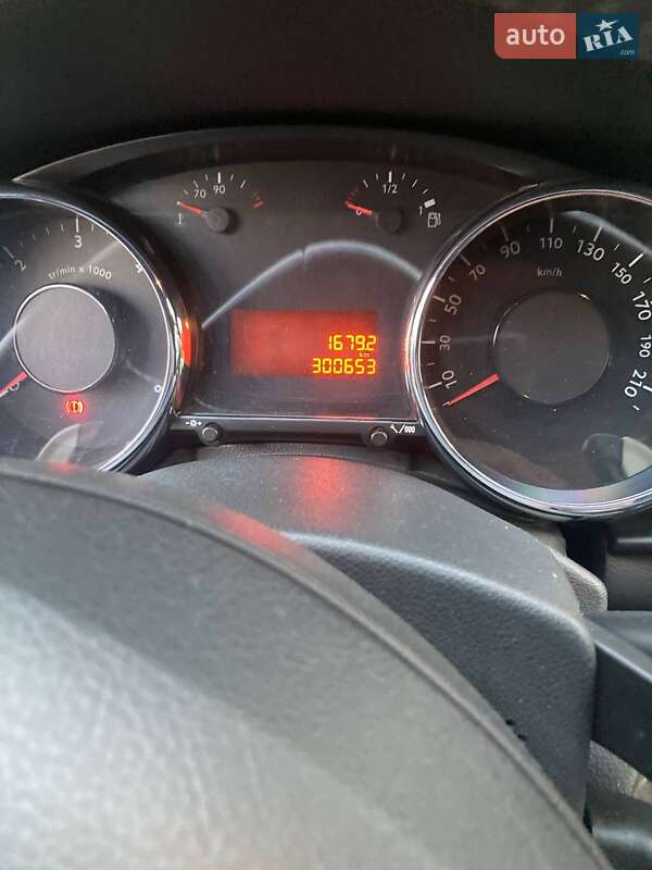 Внедорожник / Кроссовер Peugeot 3008 2011 в Киеве