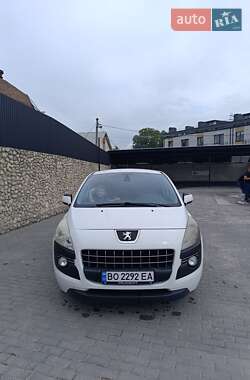 Позашляховик / Кросовер Peugeot 3008 2012 в Тернополі