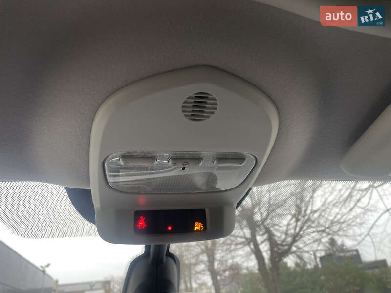 Внедорожник / Кроссовер Peugeot 3008 2012 в Луцке