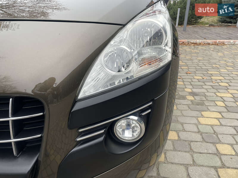 Внедорожник / Кроссовер Peugeot 3008 2012 в Луцке