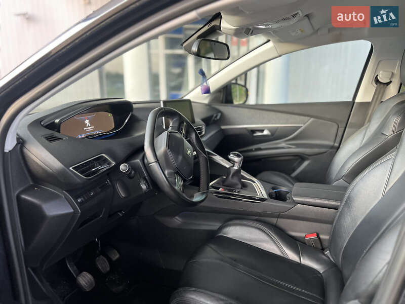 Внедорожник / Кроссовер Peugeot 3008 2018 в Львове фото 8 Внедорожник / Кроссовер Peugeot 3008 2018 в Львове