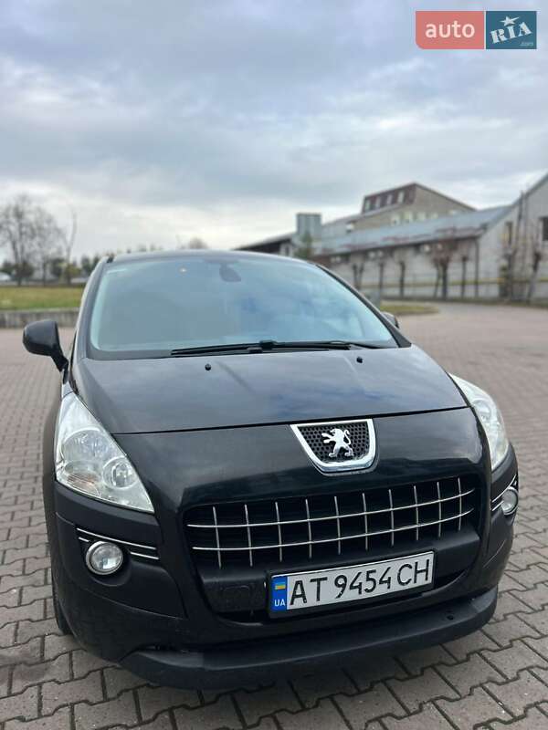 Внедорожник / Кроссовер Peugeot 3008 2011 в Ивано-Франковске