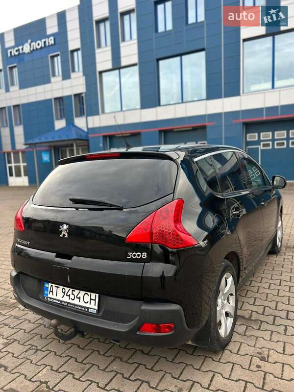 Внедорожник / Кроссовер Peugeot 3008 2011 в Ивано-Франковске