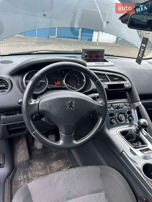Внедорожник / Кроссовер Peugeot 3008 2011 в Ивано-Франковске