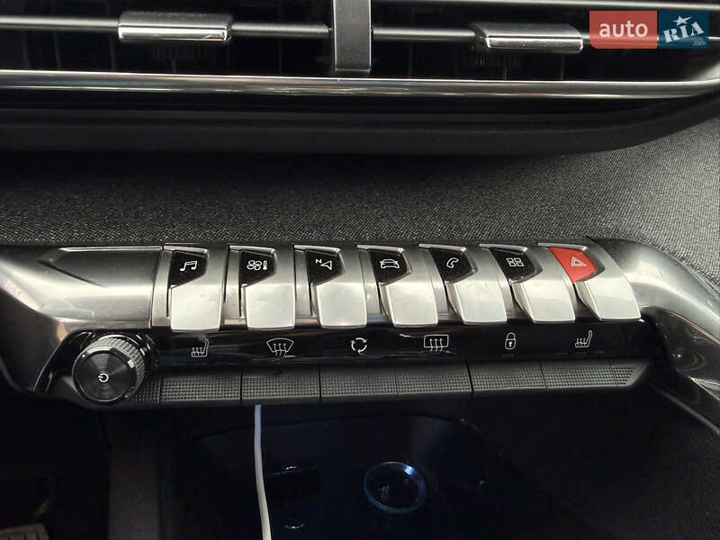 Внедорожник / Кроссовер Peugeot 3008 2020 в Днепре