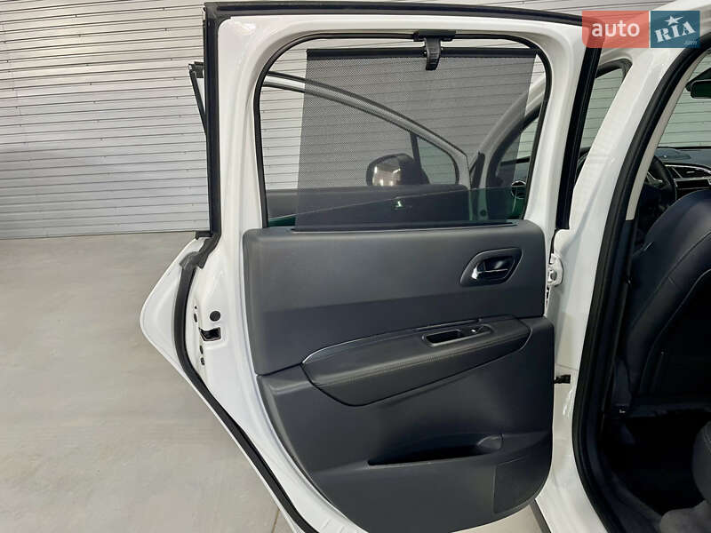 Внедорожник / Кроссовер Peugeot 3008 2014 в Стрые