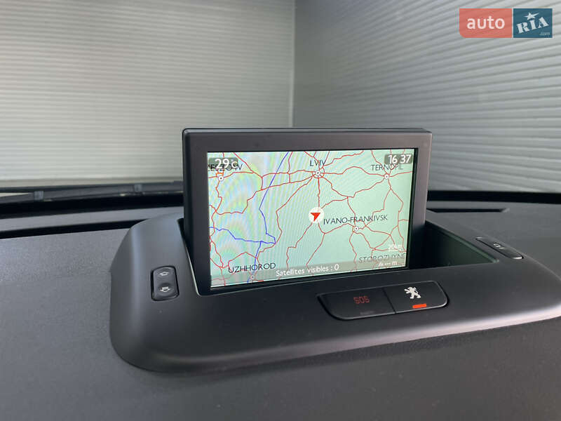 Внедорожник / Кроссовер Peugeot 3008 2014 в Стрые