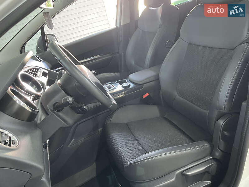 Внедорожник / Кроссовер Peugeot 3008 2014 в Стрые